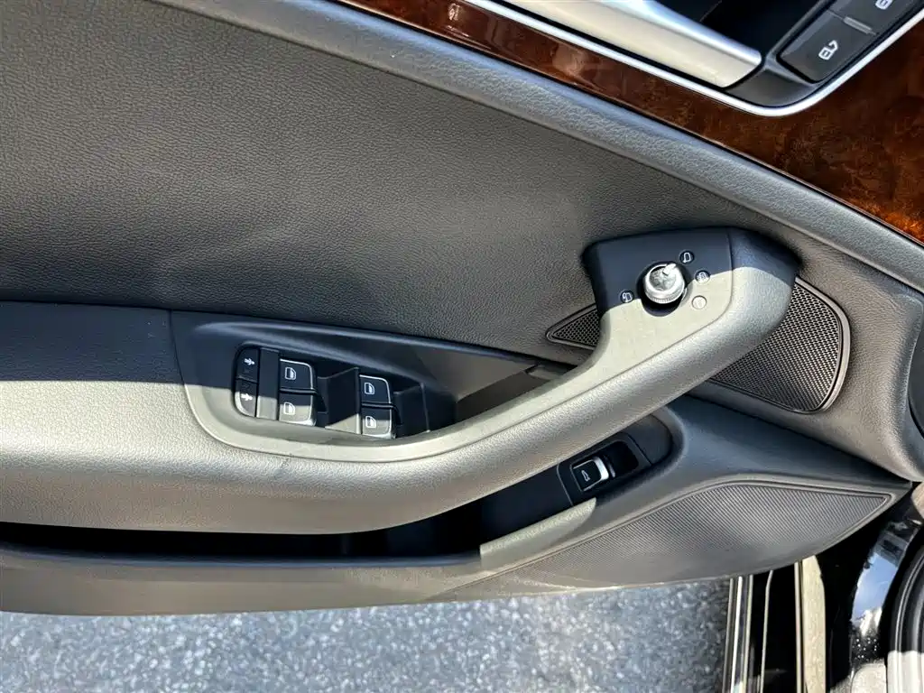 Audi A6L 2016 — фото 15