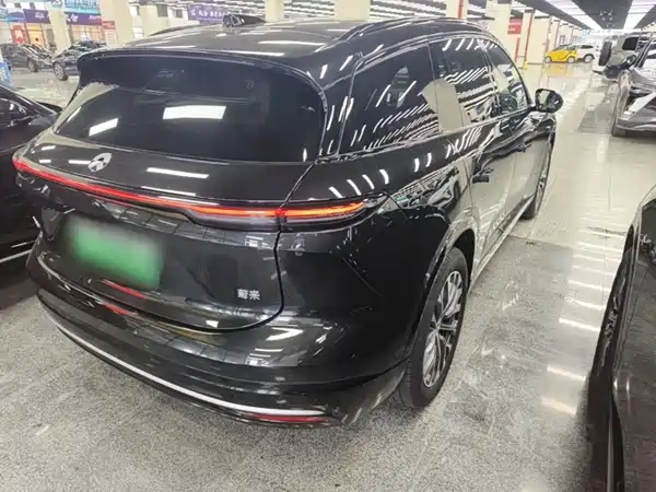 NIO ES6 2025