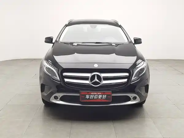 Mercedes-Benz GLA 2015