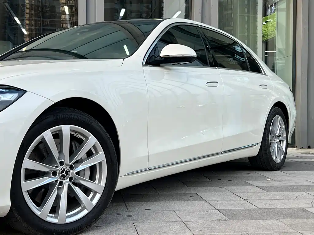 Mercedes-Benz S-Class 2023 — фото 2