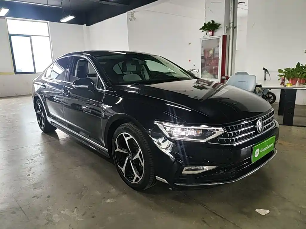 Volkswagen Magotan 2024