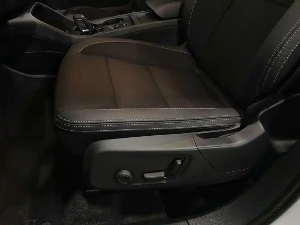 Volvo XC40 2020 — фото 20