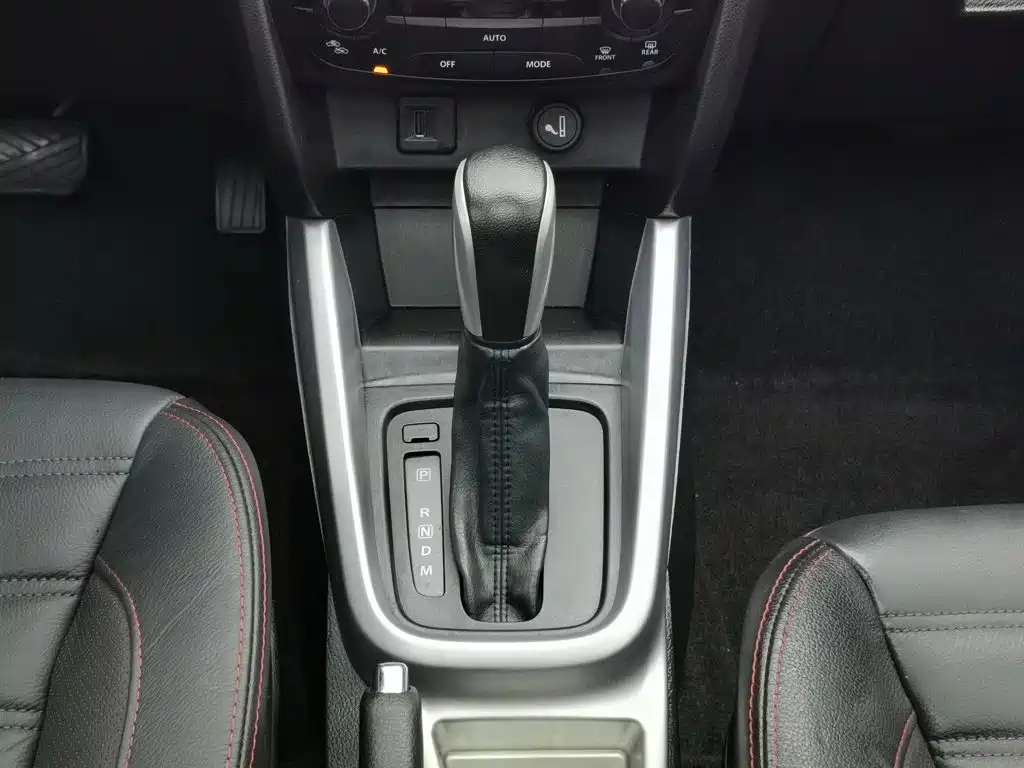 Suzuki Vitara 2017 — фото 13