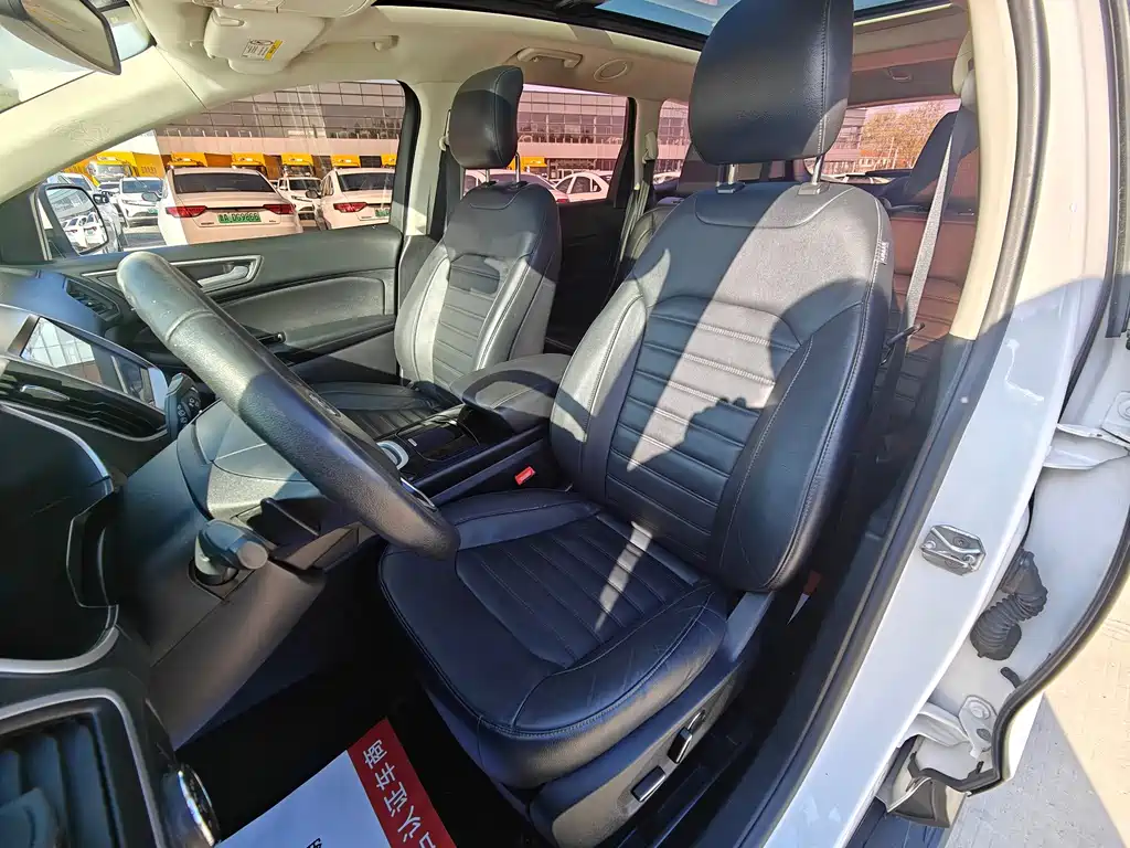 Ford Edge 2019 — фото 19