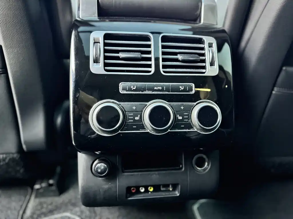 Land Rover Range Rover 2016 — фото 11