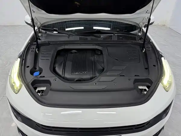 Lynk & Co 02 2019