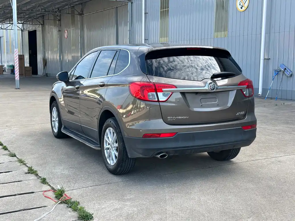 Buick Envision Plus 2017 — фото 11