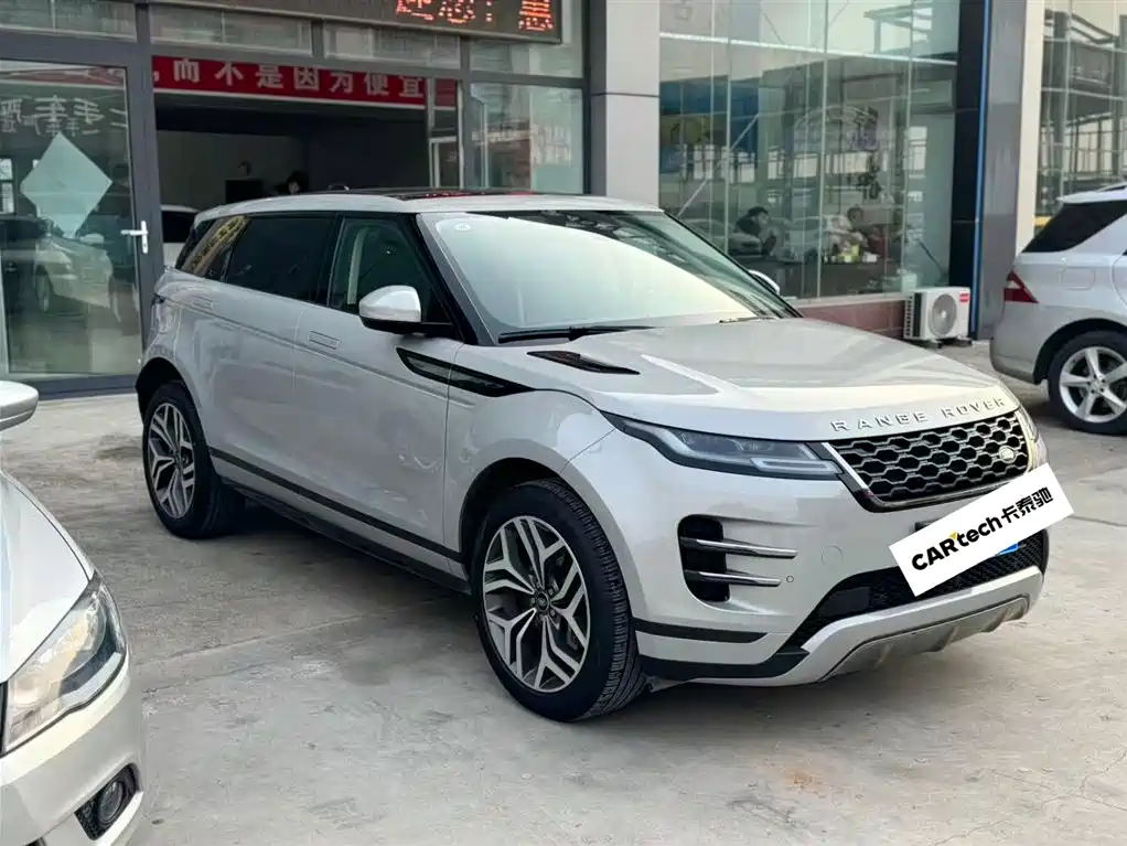Land Rover Evoque 2023 — фото 7