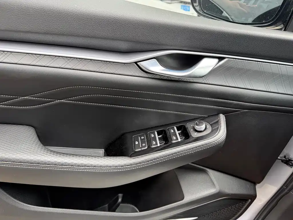 Geely Xingrui 2023 — фото 8