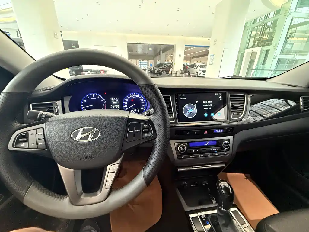 Hyundai Mistra 2015 — фото 14