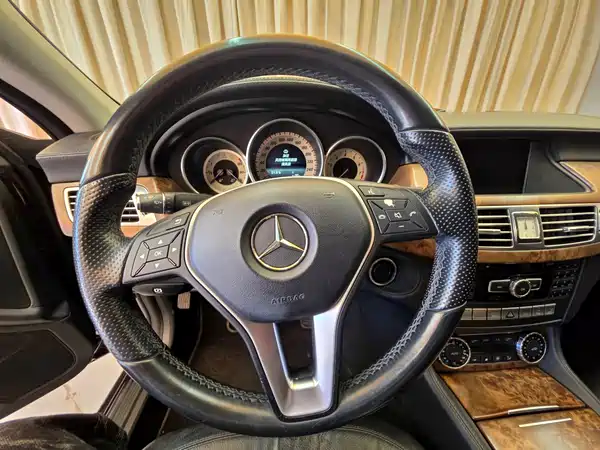 Mercedes-Benz CLS 2012