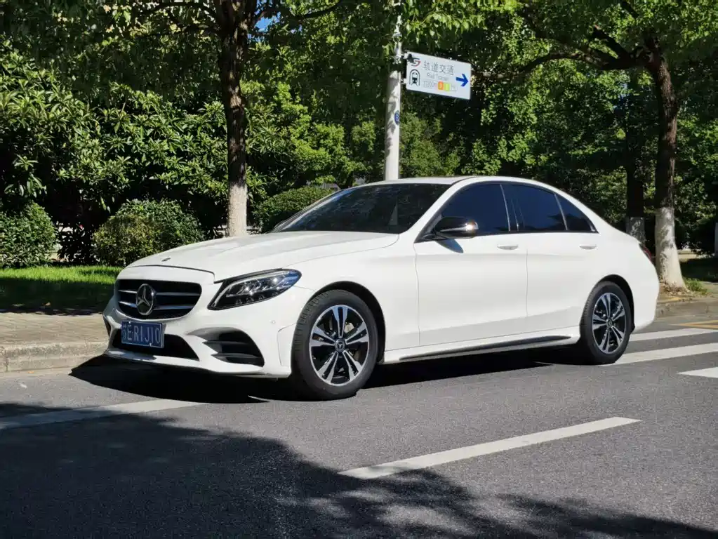 Mercedes-Benz C-Class 2019
