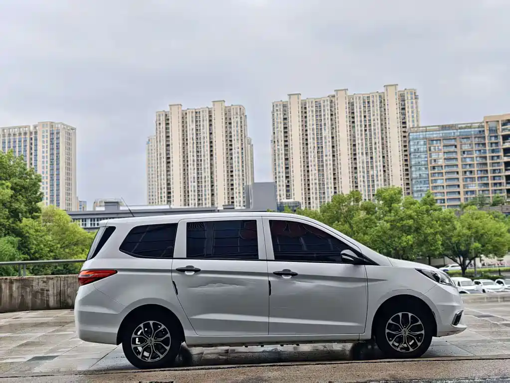 Changan Auchan A600EV 2021 — фото 8