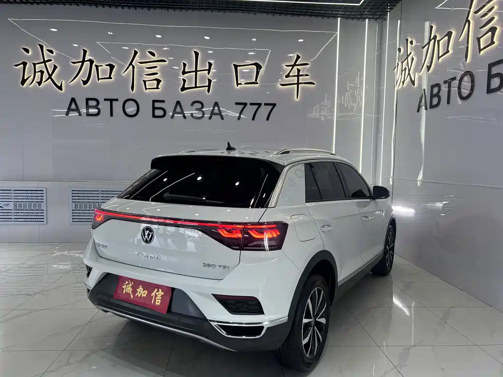 Volkswagen T-Roc 2023 — фото 4