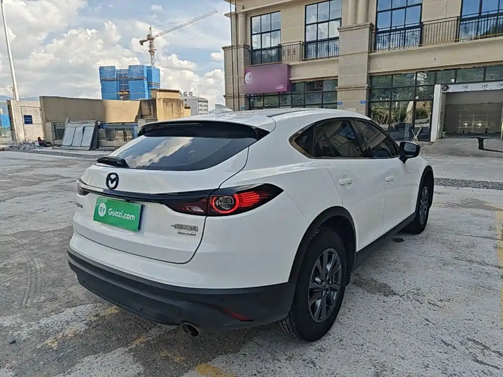 Mazda CX-4 2021