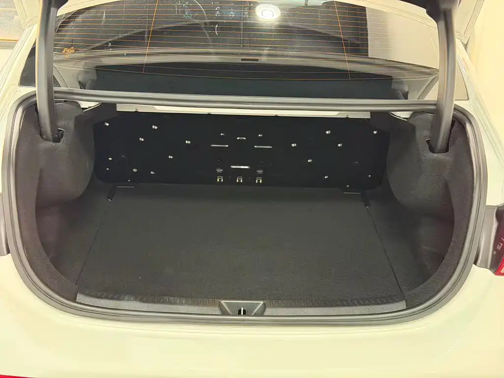 Mercedes-Benz A-Class 2022 — фото 18