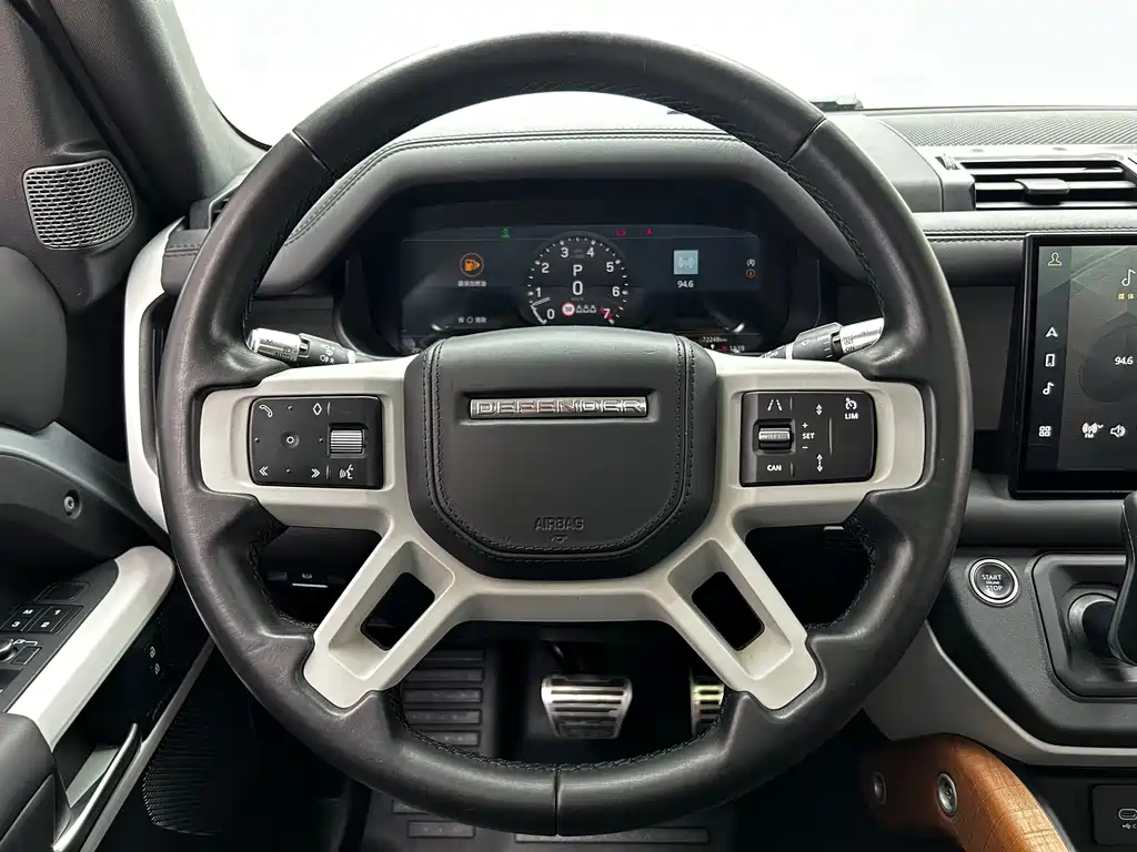 Land Rover Defender 2022 — фото 12