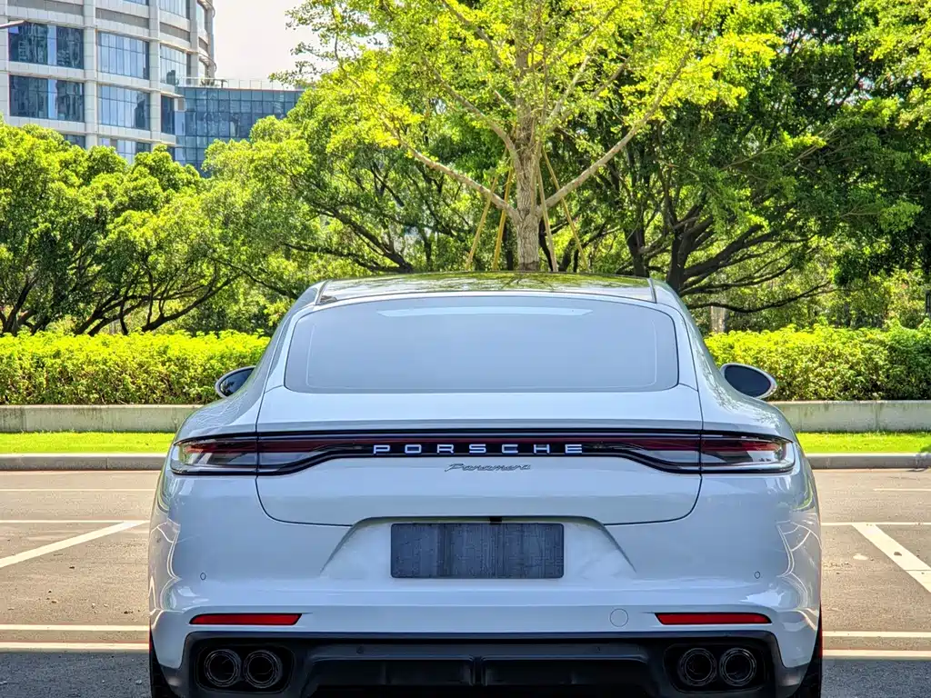 Porsche Panamera 2021 — фото 17