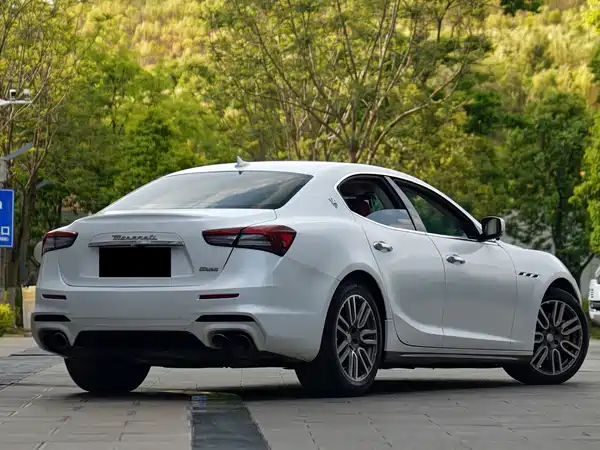 Maserati Ghibli 2016