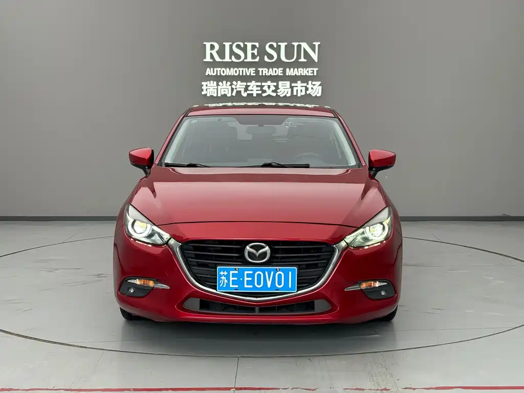 Mazda 3 Axela 2019 — фото 2