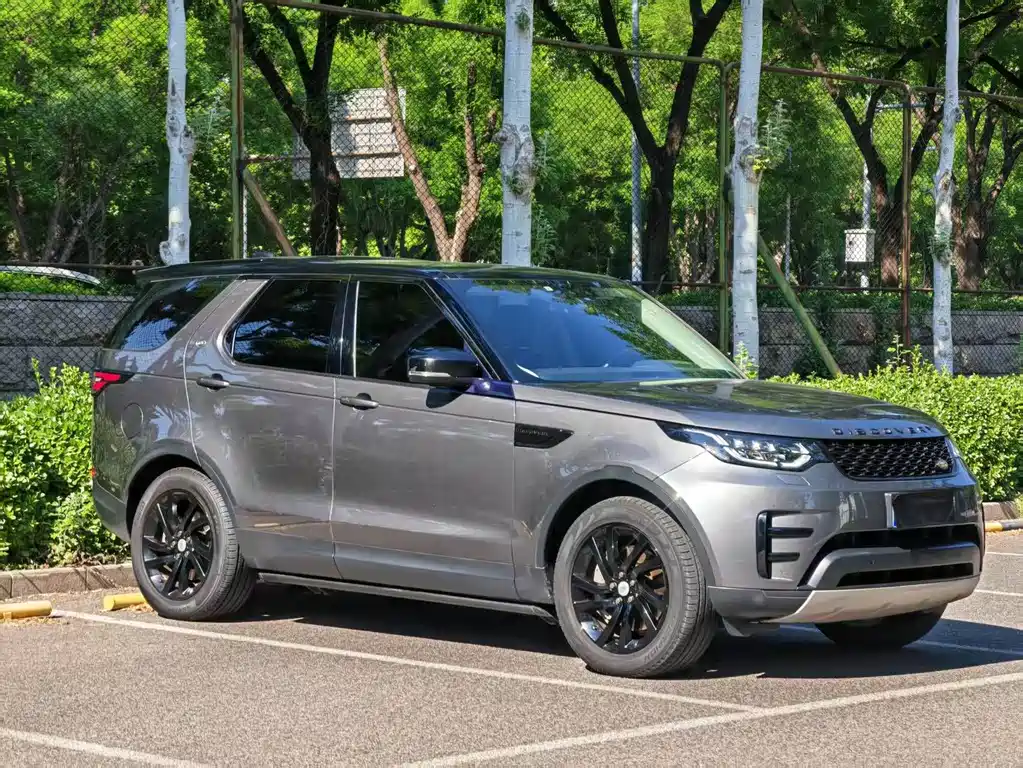 Land Rover Discovery 2018 — фото 3