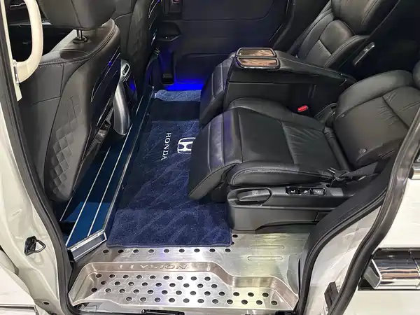 Honda Elysion 2018