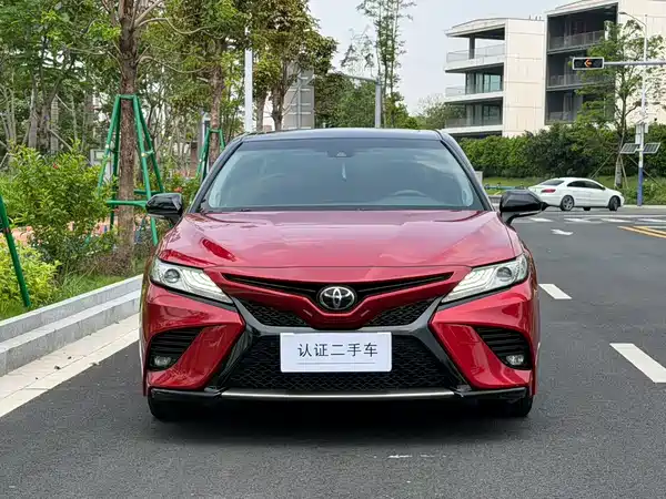 Toyota Camry 2018
