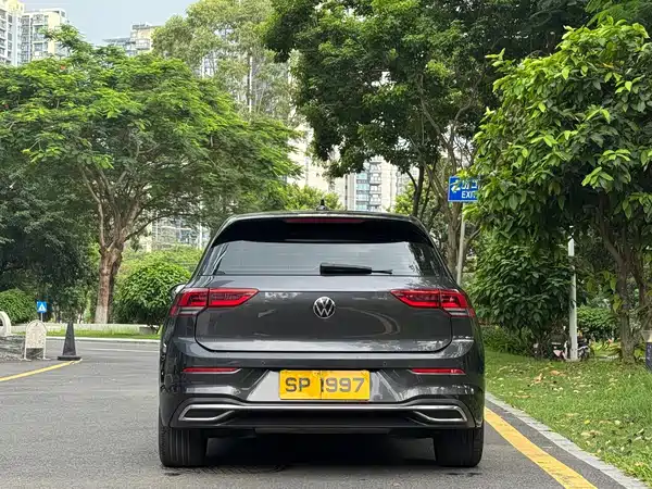 Volkswagen Golf 2020
