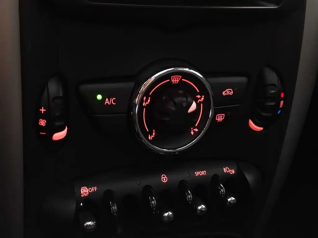 MINI Countryman 2015 — фото 9