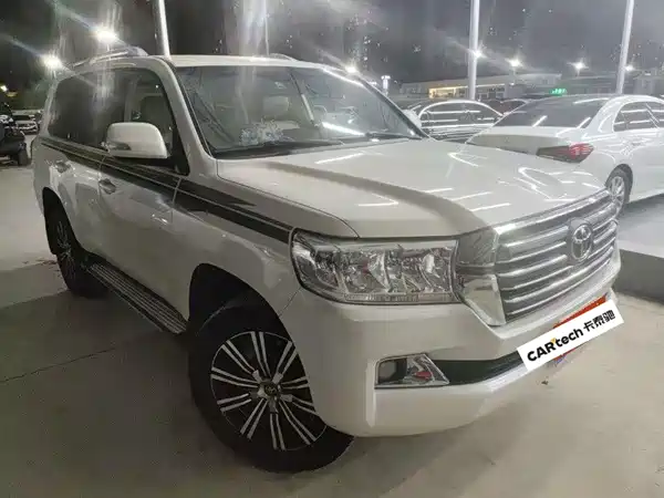 Toyota Prado 2020