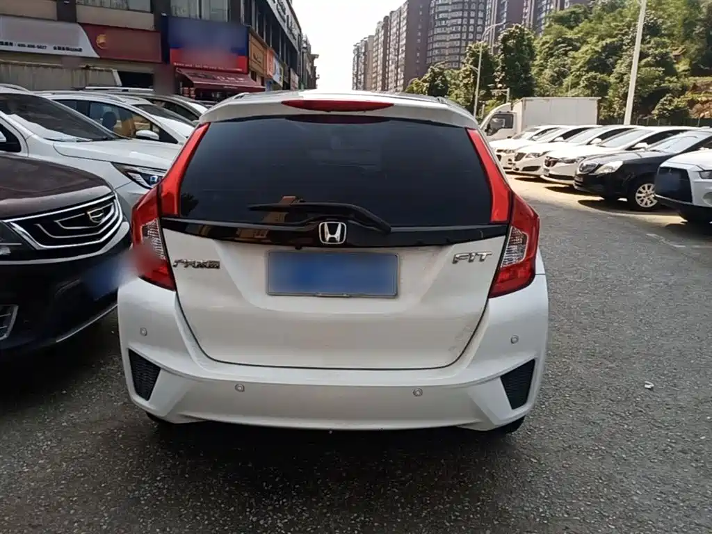 Honda Fit 2016 — фото 6