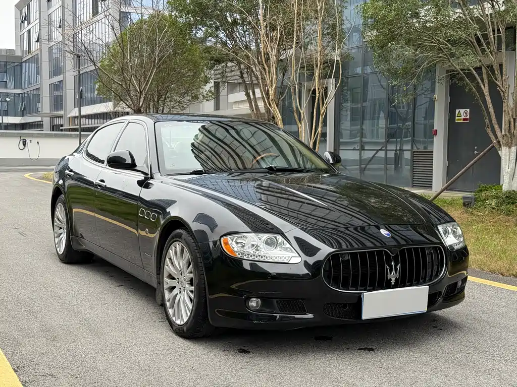 Maserati Quattroporte 2012 — фото 4