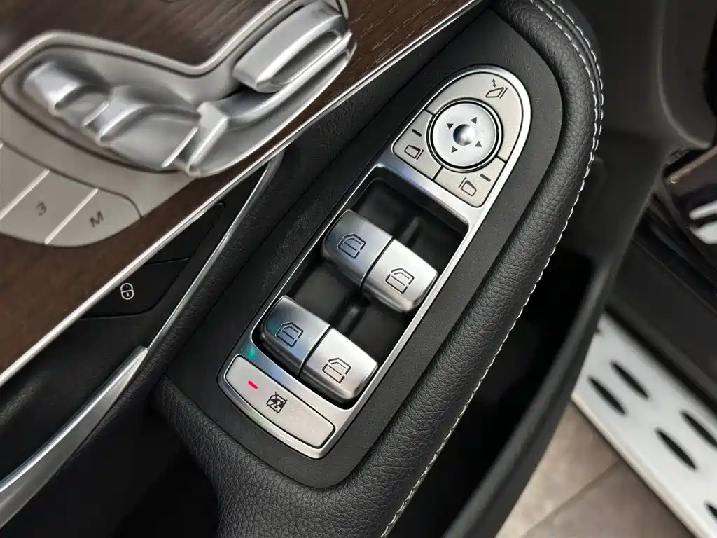 Mercedes-Benz GLC 2022 — фото 16