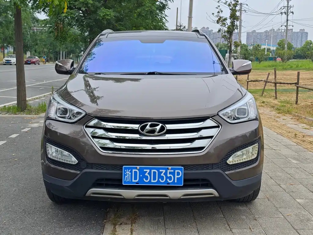 Hyundai Santa Fe 2014 — фото 2