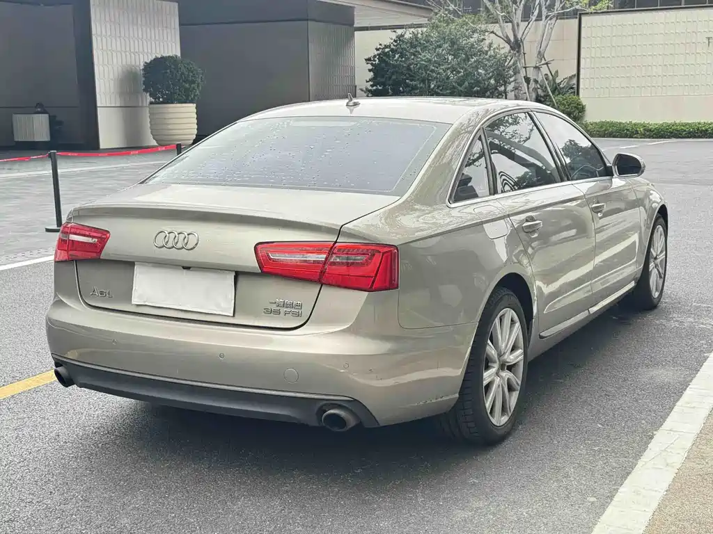 Audi A6L 2015 — фото 4
