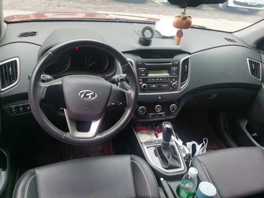 Hyundai ix25 2015 — фото 12
