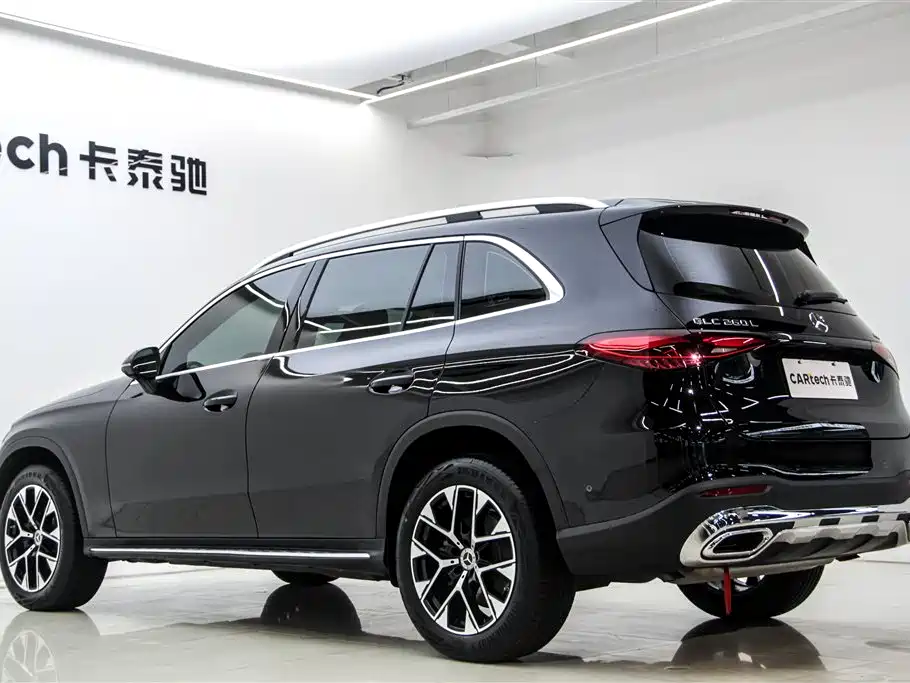 Mercedes-Benz GLC 2025