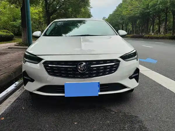 Buick Regal 2021