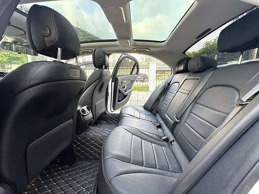 Mercedes-Benz C-Class 2018 — фото 5