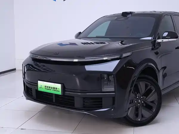 Li Auto L9 2025
