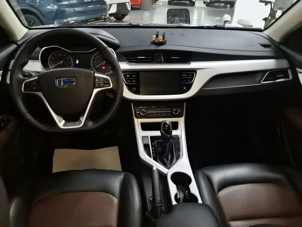 Geely Vision 2018 — фото 10