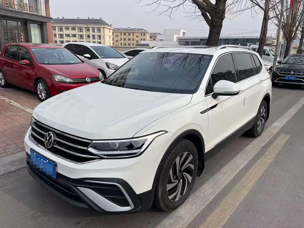 Volkswagen Tiguan L 2022 — фото 3