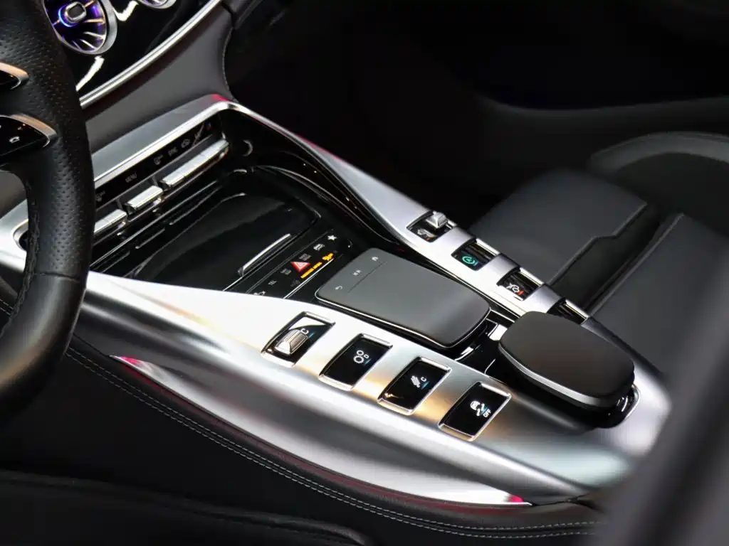 Mercedes-Benz AMG GT 2024 — фото 11