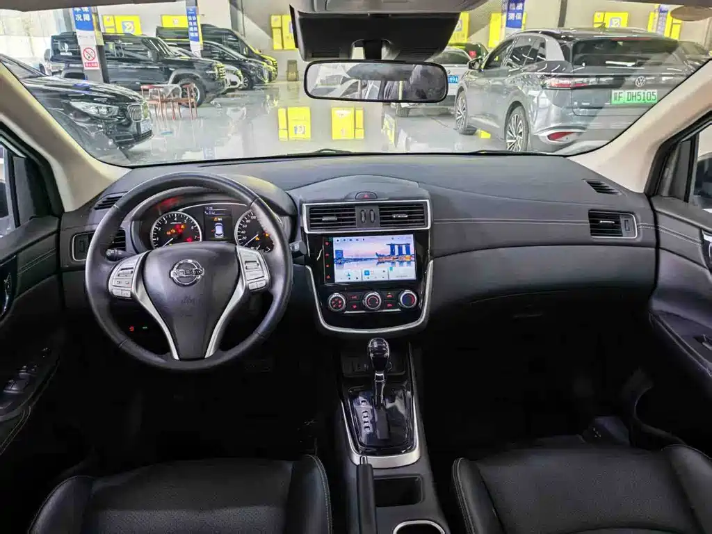 Nissan Tiida 2024