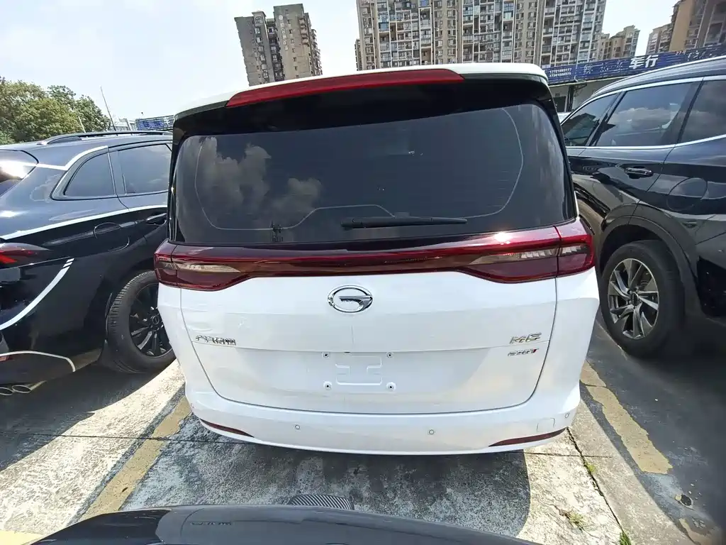 GAC Trumpchi M6 2021 — фото 15