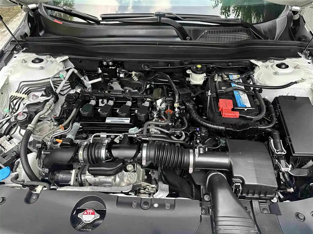 Honda Accord 2022 — фото 18