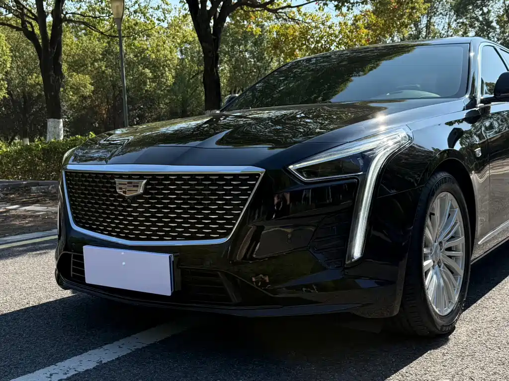 Cadillac CT6 2022 — фото 18