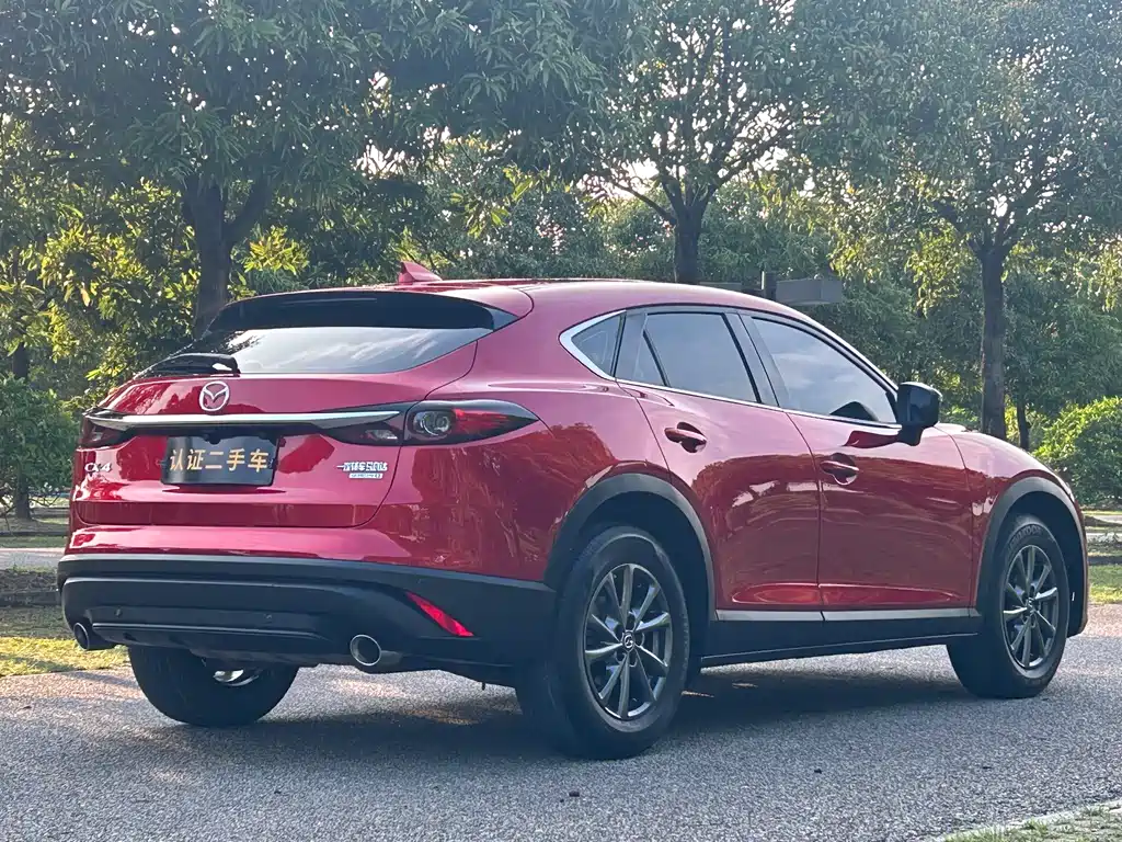 Mazda CX-4 2023