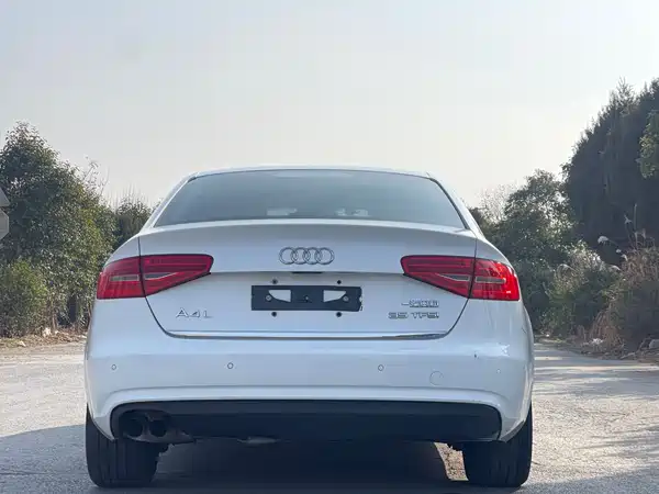 Audi A4L 2013