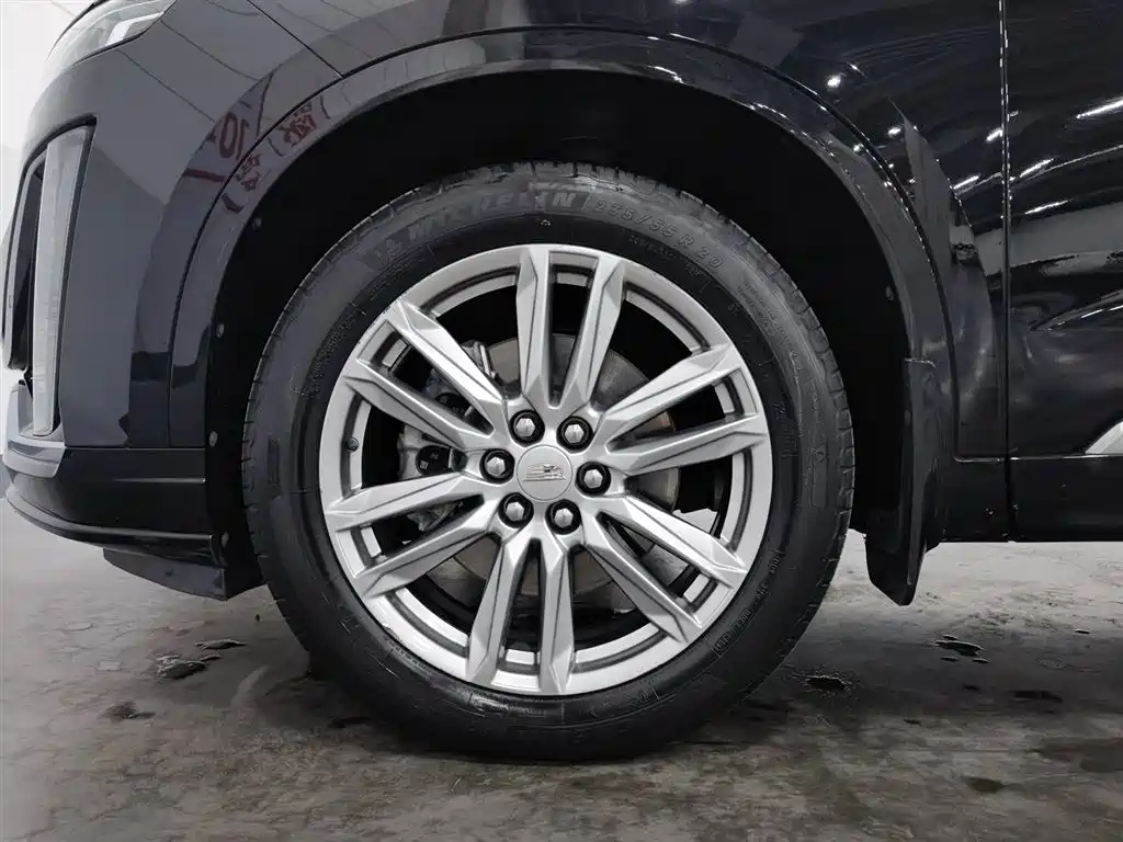 Cadillac XT6 2021 — фото 17